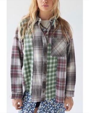 NWT Urban Outfitters BDG Robbie Spliced Flannel Button-Down Trendy Shirt, M